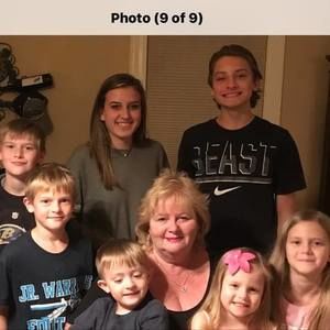 Meet your Posher, Laurie